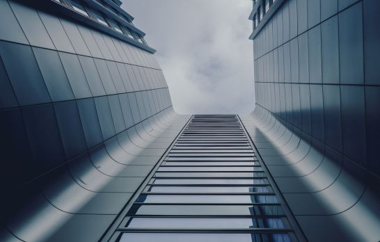 Foto LIMITAÇÃO À TEORIA DO ADIMPLEMENTO SUBSTANCIAL: STJ DECIDE PELA INAPLICABILIDADE NA ADJUDICAÇÃO COMPULSÓRIA