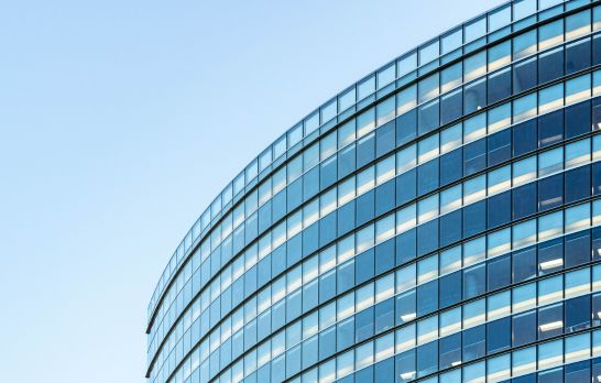 Foto Como estruturar a relação jurídica entre sociedades médicas e seu corpo clínico: comparativo entre modelos contratuais e societários